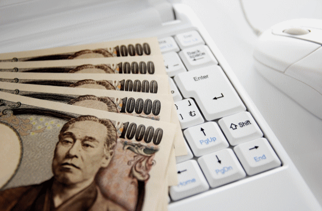 アフィリエイトの実態調査！収入や作業時間など